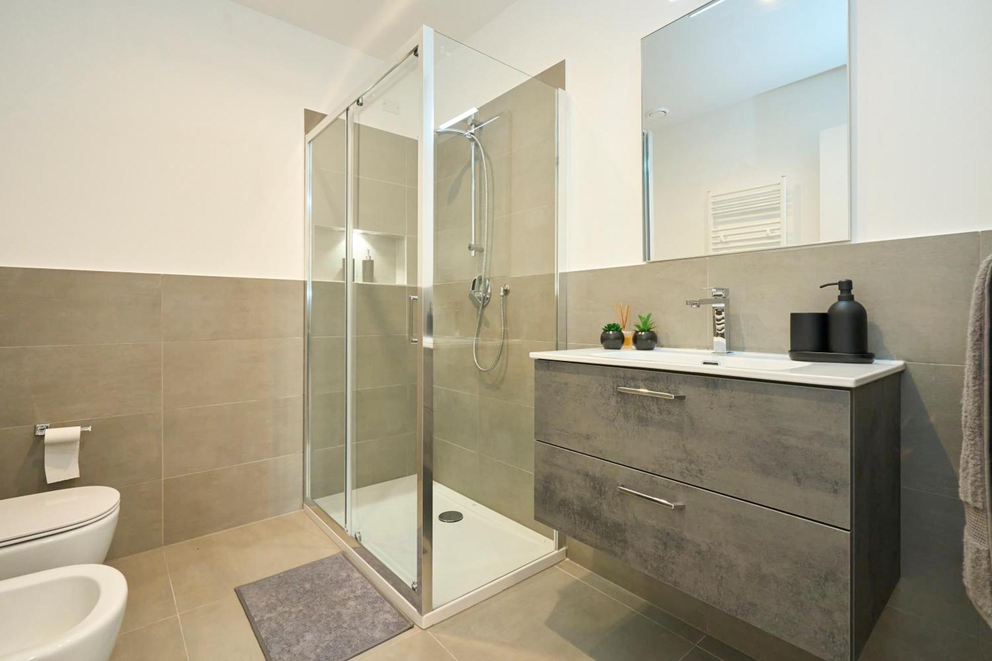 Luxury Design Suite - 20 Minutes From Duomo-Navigli Milano Esterno foto